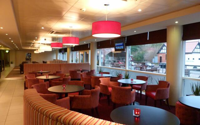 Holiday Inn Express Chester - Racecourse, an IHG Hotel