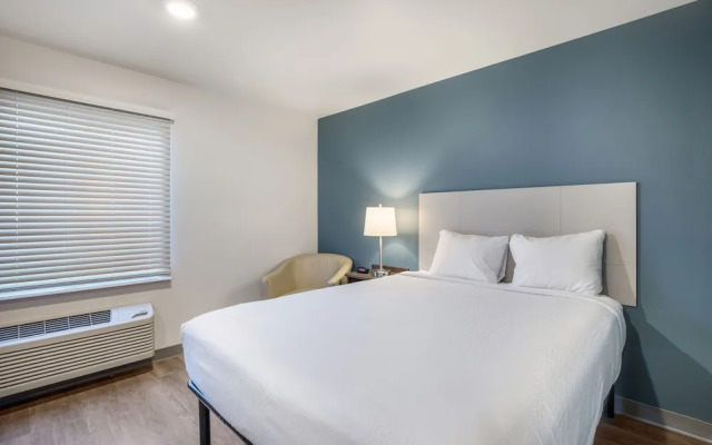 WoodSpring Suites Libertyville - Chicago