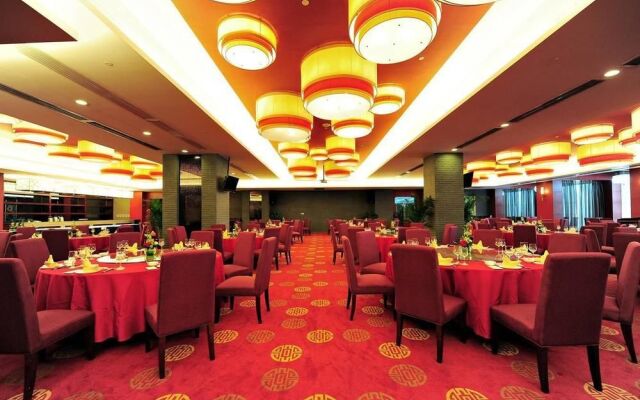 Xiangsheng Century Hotel
