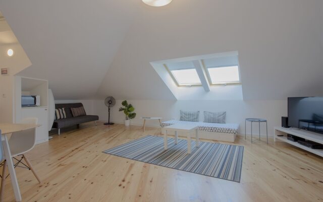 Liiiving - Cosy Downtown Apartments