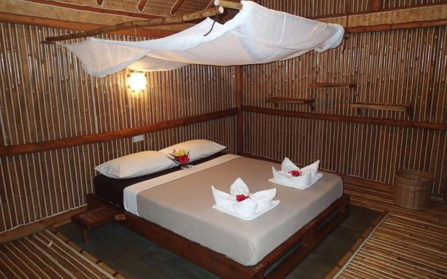 Bamboo Hideaway Resort