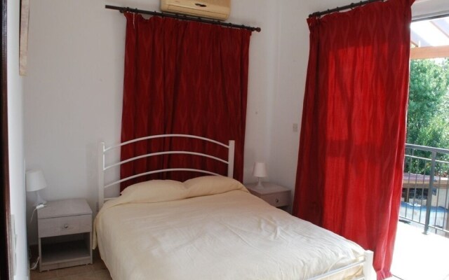 Avra Family Maisonettes