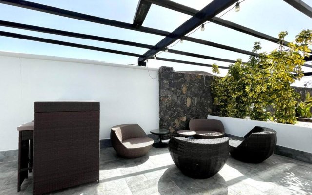 Suite 1 con Wifi, balcon y vista espectacular a Mar en Tinajo, Lanzarote
