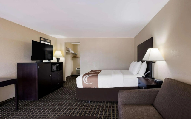 Quality Inn & Suites Big Rapids near University