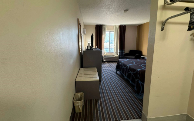 Super 8 by Wyndham Columbia Clark Lane