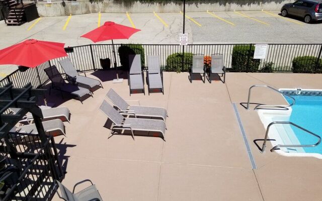Osoyoos Lakeview Inn & Suites