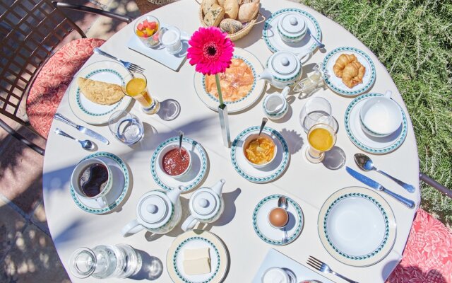 Petit Hotel Restaurante Ses Rotges - Adults Only