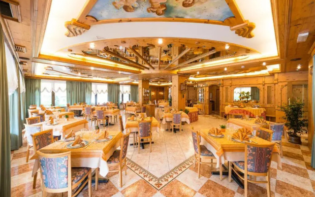 Hotel Ariston