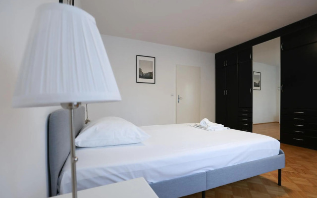 Retro Apartment in the city center.