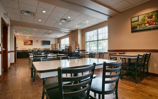 Holiday Inn Express Federal Way Seattle South by IHG