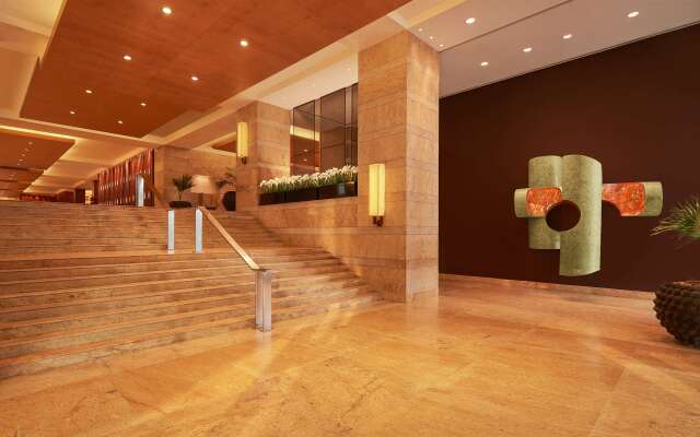 Grand Hyatt Mumbai Hotel and Serviced Apartments