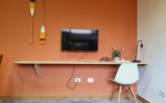 Pg2: Apto Na Frente Da Praia Com Cozinha E Garagem