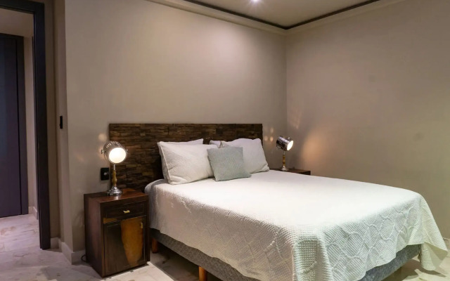 Lotus Luxury Condo