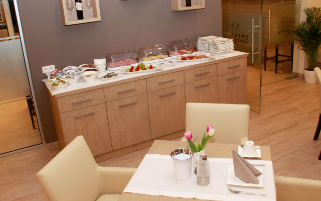 Kristallhotel Fettehenne