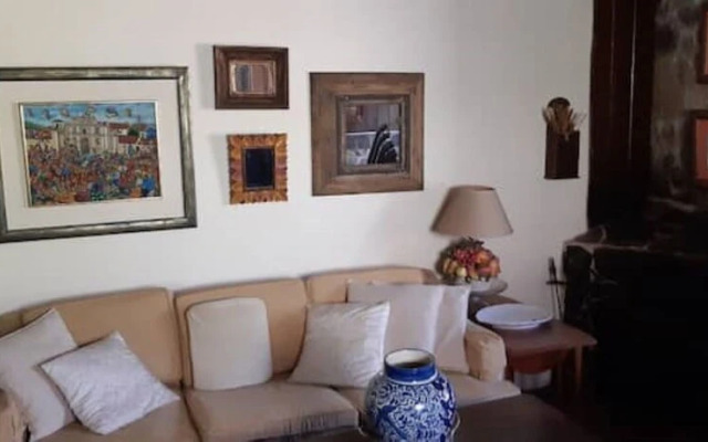 Casa Buen Aventura, Panajachel, Solola, Guatemala - Casa de Campo Familiar