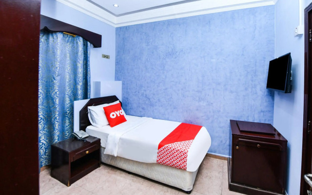 Marina Hotel