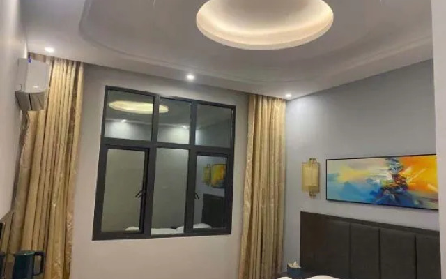 Xingyi Rongfa Boutique Hotel
