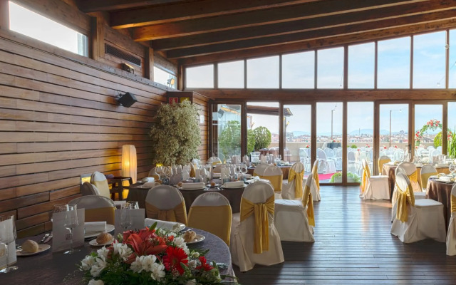 Hotel Andalucia Center