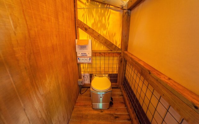 Geronimo Creek Retreat Glamping Cabin #5 - Campsite