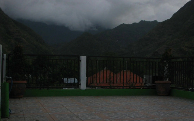 Sahera Hotel