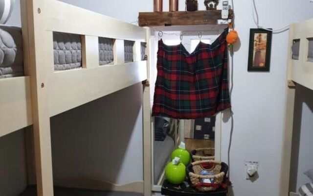 Guesthouse Party-Free Pub - Hostel