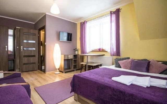 Sloneczny Dworek Guest House
