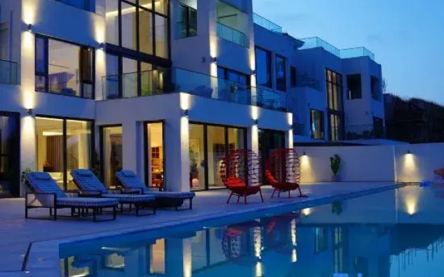 Hainan Lingshui Yunshuiwan Seaview Holiday Villa (Perfume Bay Fenjiezhou Branch)