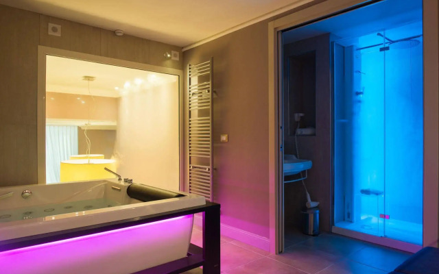 Palazzo dei Mercanti - Historical Residence