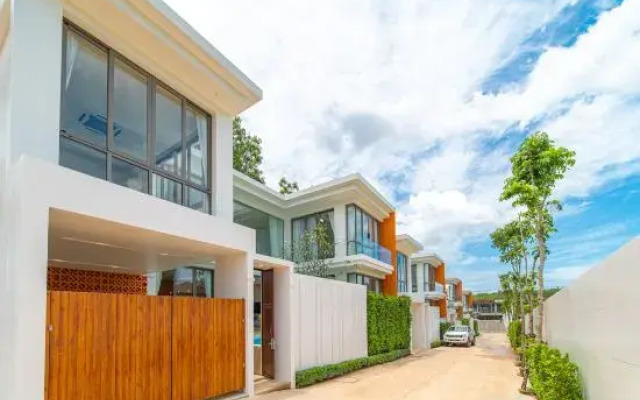 Alisa Pool Villa Phuket