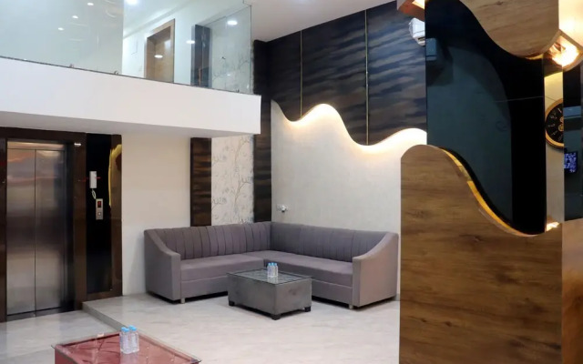Hotel Aranyasutra Inaya - Indore