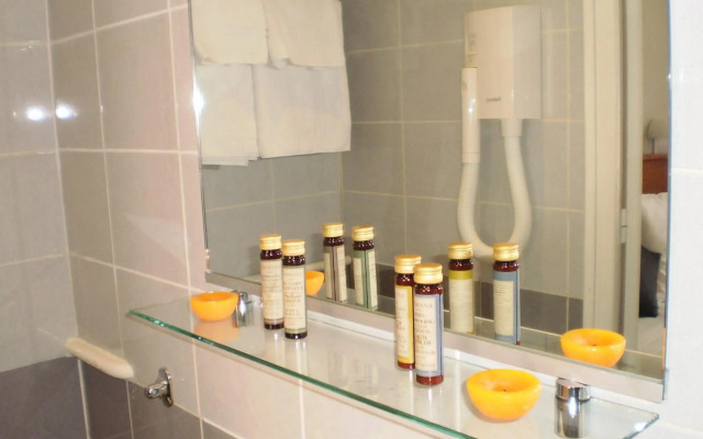 Hotel Corona Rodier Paris