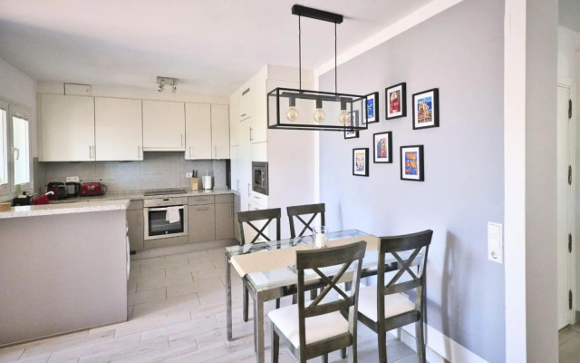 Stay in Paradise Luxury Apartment