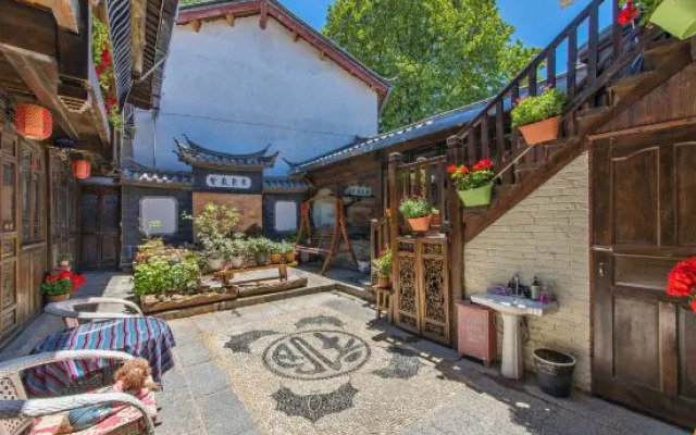 Yiyun Inn (Lijiang Ancient City Sifang Street)