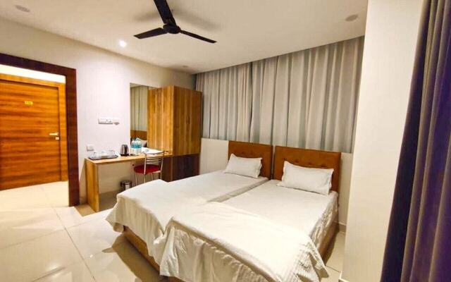 Hotel Hibiscus Tree- Bachupally