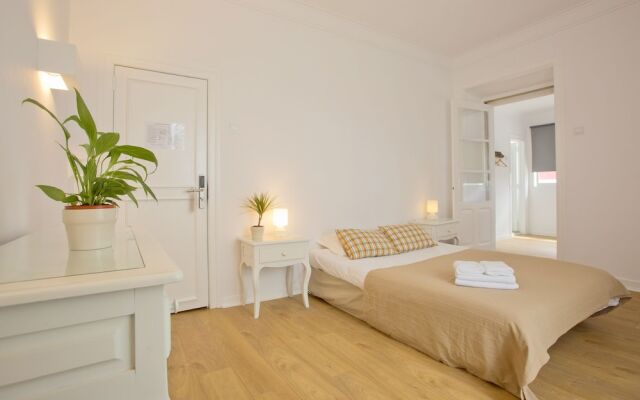 Amar Hostel, Suites & Surf Camp