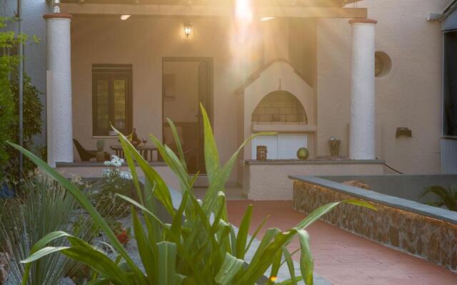 Kolymbia memories house