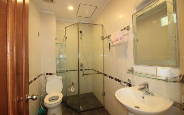 Mirr Homestay Hanoi