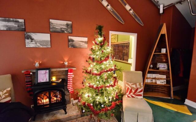 The Burleigh Falls Inn & Suites
