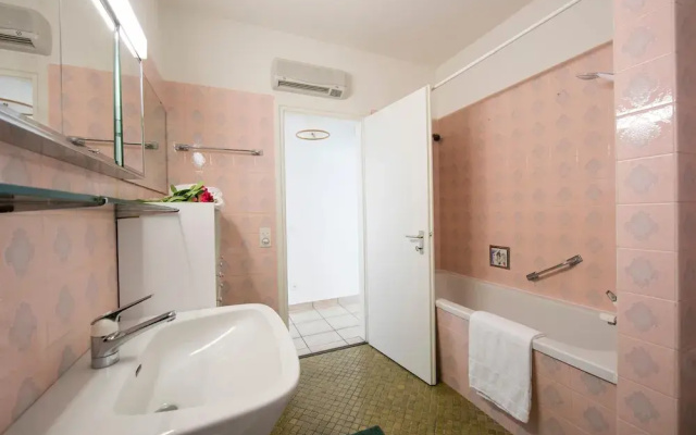 Bellevue Apartment in Porto Ronco Ascona