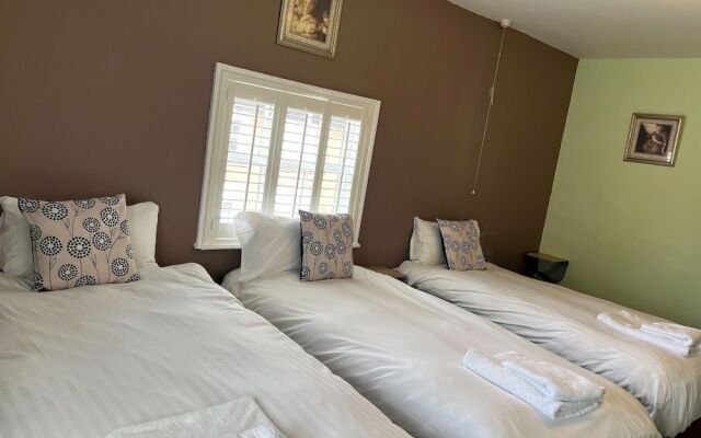 The Crown Hotel