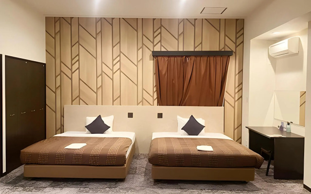 HOTEL LiVEMAX Esaka