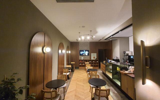 Edition Old City Hotel