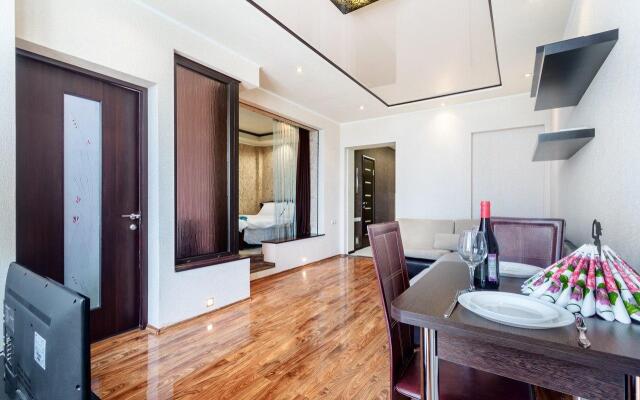 Апартаменты на бульваре Комарова 12/1