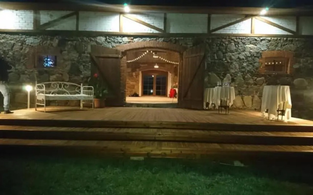 külalistemaja Kadrina mõisa kämpingud