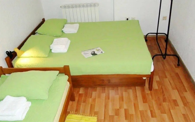 Bb'S House Hostel