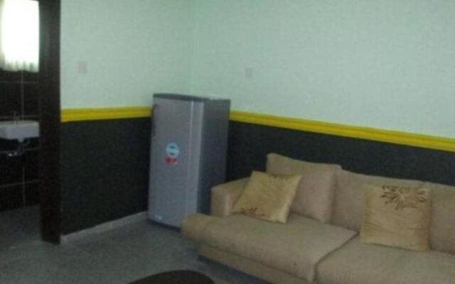 Platinum Apartment & Suites