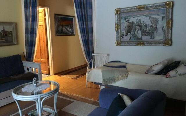 Arctic Circle Apartment