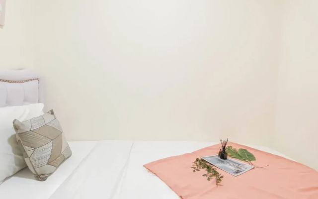 Modern Touch 2Br Apartment At Meikarta