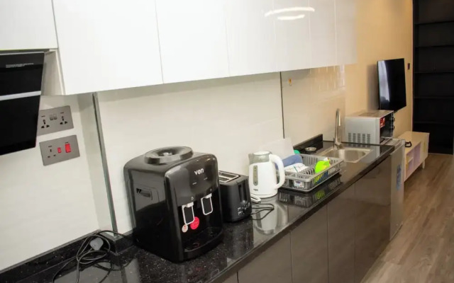 Alina Ridge Wonders Apartments