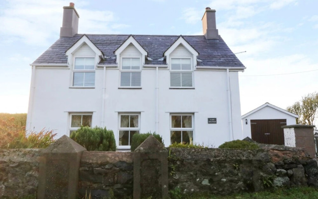 Llain Rhuttan, Pwllheli